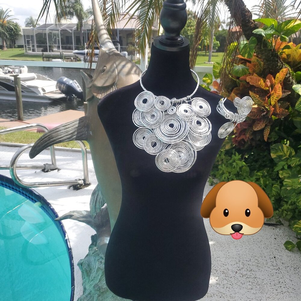 NEW Design (9/2024): Striking Aluminum Twisted Wire Choker  16 Swirling Drops